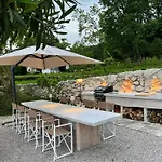 Apartment Sthedonist Luxury Pool Sea And Rock Poljane