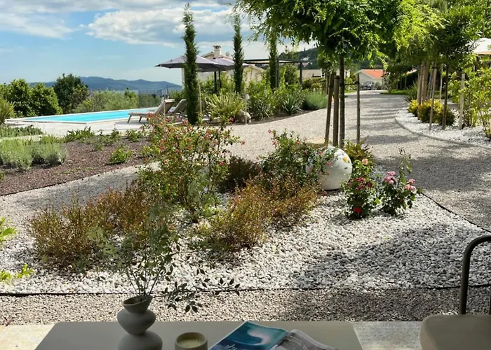 Sthedonist Luxury Pool Sea And Rock *