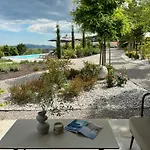 Sthedonist Luxury Pool Sea And Rock *