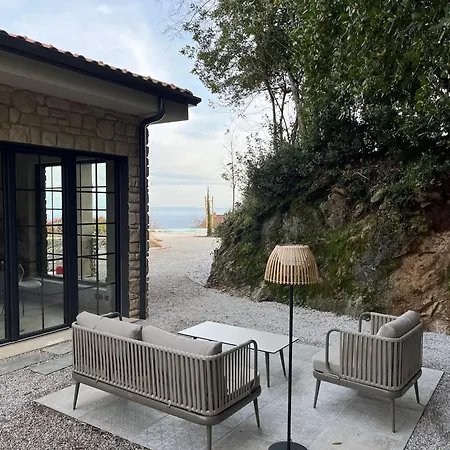 Apartman Sthedonist Luxury Pool Sea And Rock Poljane