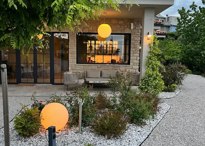 Apartament Sthedonist Luxury Pool Sea And Rock Poljane