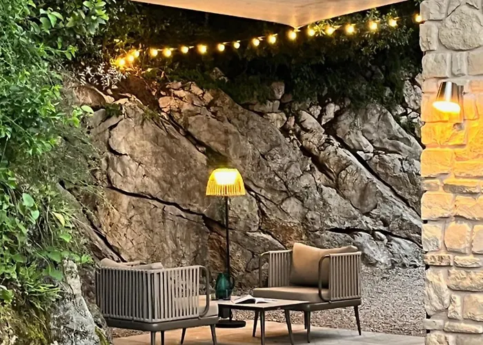 Sthedonist Luxury Pool Sea And Rock *